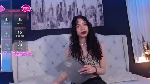 Snapshot of tiana_scot chatting on 11/18/25, 12:09 LIA online show from 11/18/25, 12:09