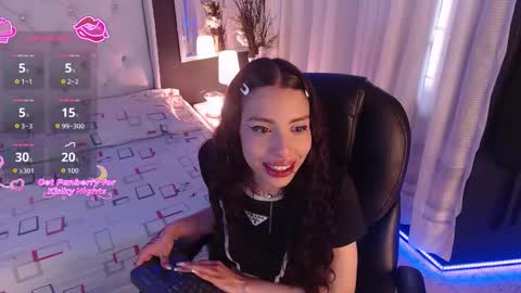 Snapshot of tiana_scot chatting on 11/26/25, 04:19 LIA online show from 11/26/25, 04:19