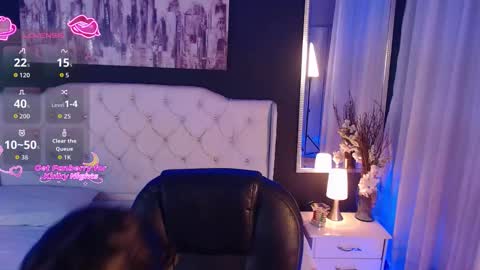 Snapshot of tiana_scot chatting on 12/01/25, 02:11 LIA online show from 12/01/25, 02:11