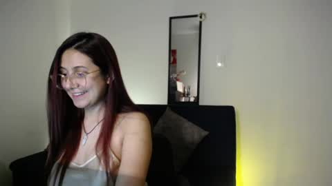Snapshot of tiana_sweett chatting on 06/08/26, 04:35 tiana online show from 06/08/26, 04:35