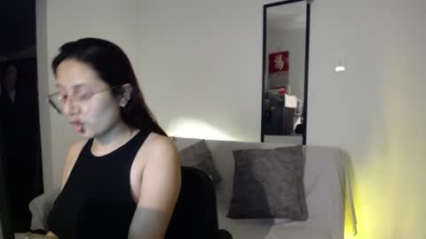 Snapshot of tiana_sweett chatting on 06/13/26, 01:03 tiana online show from 06/13/26, 01:03