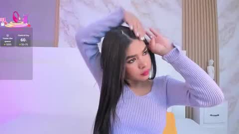 tianaglow4 online show from 10/04/25, 12:03