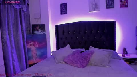 Tiana online show from 02/11/25, 01:10