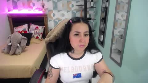 tianapiket online show from 12/16/24, 11:22