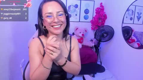 Tiara  online show from 12/07/24, 09:44