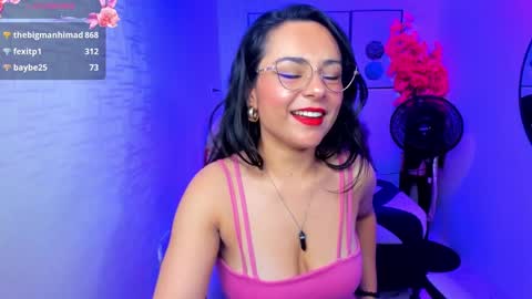 Tiara  online show from 12/19/24, 06:34