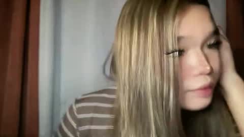 Snapshot of tiaragodhere chatting on 02/19/26, 12:17 Ms. Tiara online show from 02/19/26, 12:17