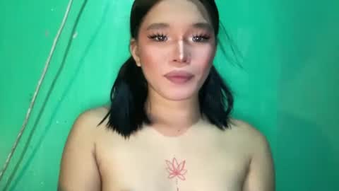 Snapshot of tiaragodhere chatting on 05/27/26, 03:25 Ms. Tiara online show from 05/27/26, 03:25