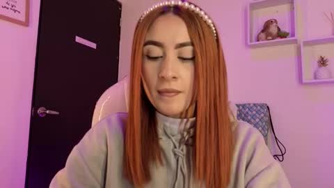 Snapshot of tiarha_ chatting on 11/08/25, 04:23 Tiarha online show from 11/08/25, 04:23