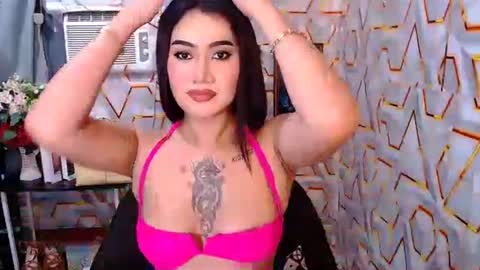 tiarrafoxs online show from 02/16/26, 09:05