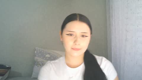 Snapshot of tiastinner chatting on 06/09/26, 06:47 Margo online show from 06/09/26, 06:47