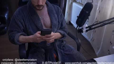 Snapshot of tickle_my_pickle07 chatting on 03/01/26, 04:31 tickle_my_pickle07 online show from 03/01/26, 04:31