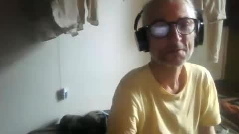 tiddles12345 online show from 06/15/26, 06:10