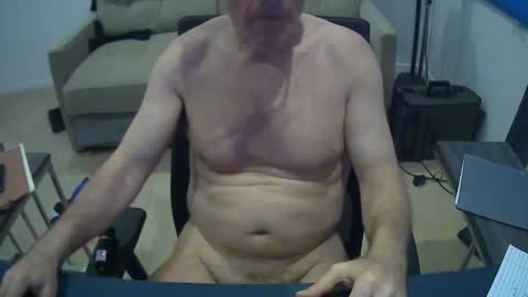 Snapshot of tied__up chatting on 03/31/26, 01:33 JustMe online show from 03/31/26, 01:33