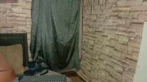 Snapshot of tifanny_fiire chatting on 04/12/26, 11:37 leidy online show from 04/12/26, 11:37