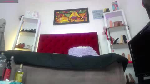 Tifanny Nails  online show from 02/12/26, 04:02