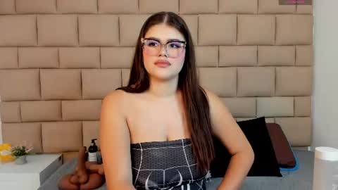 Tifanny  online show from 07/19/26, 12:20