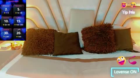 Snapshot of tifannysexy69 chatting on 11/25/25, 01:33 Tifannysexy69 online show from 11/25/25, 01:33