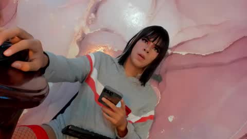 Snapshot of tiff_valentine chatting on 02/22/25, 08:18 Tiffany online show from 02/22/25, 08:18