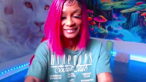 Tiffani Love online show from 09/16/25, 01:56