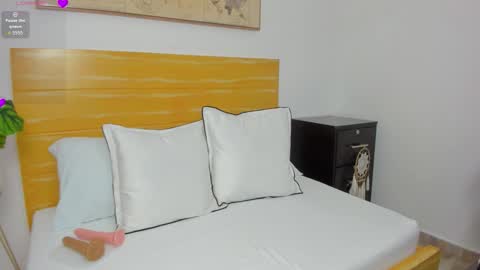 T I F F A N N Y online show from 11/21/25, 07:34