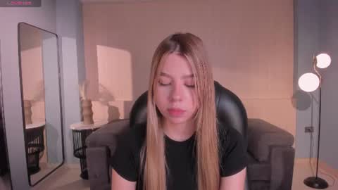 Tiffanny Sins online show from 06/26/26, 04:17