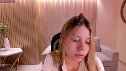 Tiffanny Sins online show from 07/11/26, 04:26