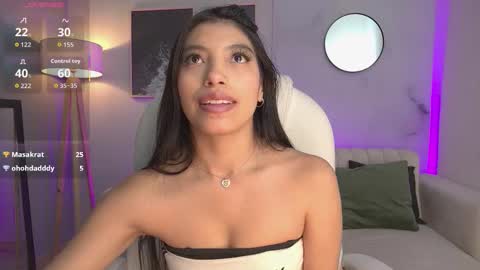 Snapshot of tiffany_low chatting on 10/23/25, 02:16 tiffany_low online show from 10/23/25, 02:16