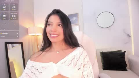 Snapshot of tiffany_low chatting on 11/08/25, 01:33 tiffany_low online show from 11/08/25, 01:33