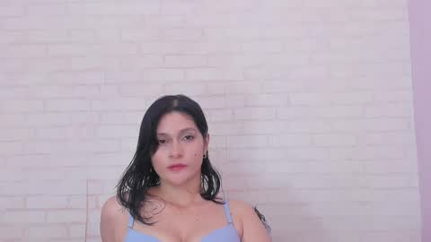 tiffany_mendez online show from 12/15/24, 06:15