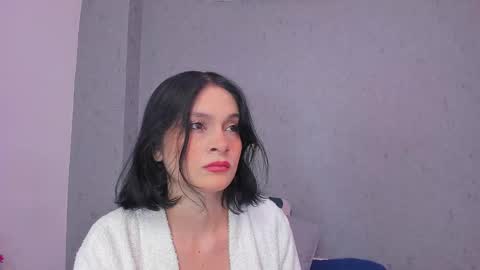 tiffany_mendez online show from 09/30/25, 12:10