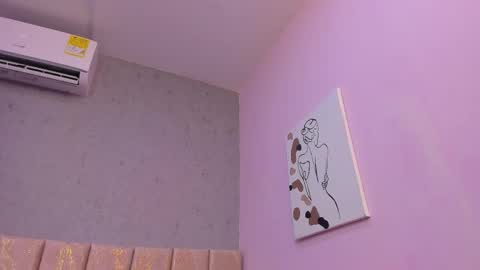 tiffany_mendez online show from 05/25/26, 12:00
