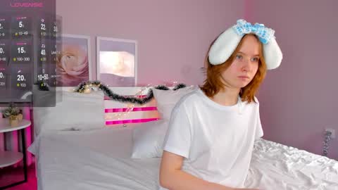 Snapshot of tiffany_roy chatting on 12/29/24, 05:53 tiffany_roy online show from 12/29/24, 05:53