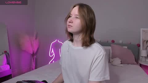 Snapshot of tiffany_roy chatting on 01/26/25, 02:14 tiffany_roy online show from 01/26/25, 02:14