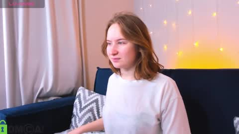 Snapshot of tiffany_roy chatting on 01/27/25, 02:42 tiffany_roy online show from 01/27/25, 02:42