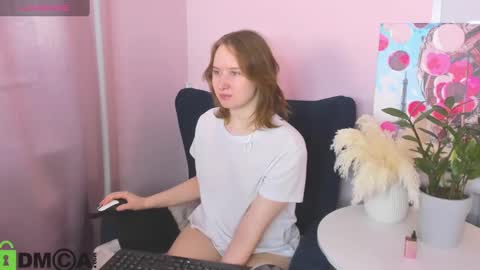 Snapshot of tiffany_roy chatting on 02/25/25, 03:42 tiffany_roy online show from 02/25/25, 03:42