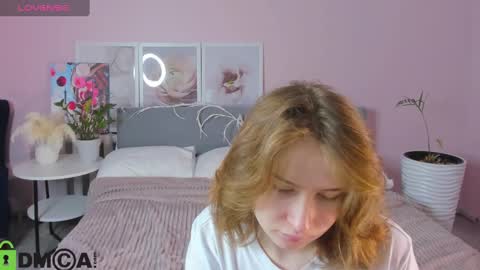 Snapshot of tiffany_roy chatting on 03/05/25, 02:46 tiffany_roy online show from 03/05/25, 02:46