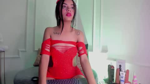 tiffany_sander online show from 12/18/24, 03:37