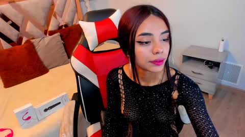 tiffany_sander online show from 01/29/25, 06:07