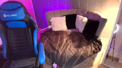 tiffany_sander online show from 01/30/25, 08:22