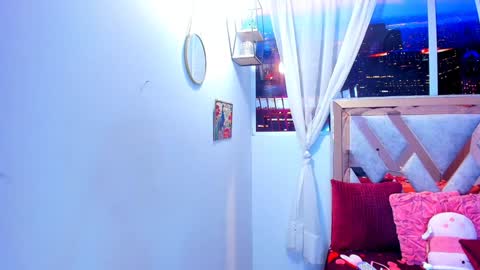 tiffany_sander online show from 02/08/25, 07:48