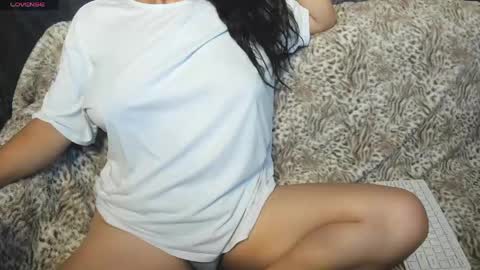 tiffany theressa online show from 05/08/26, 01:49