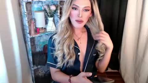 tiffany online show from 11/06/25, 05:47