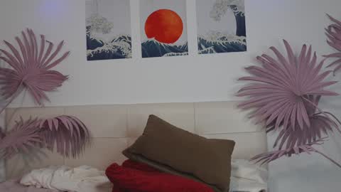 tiffanyjons online show from 12/06/24, 12:56