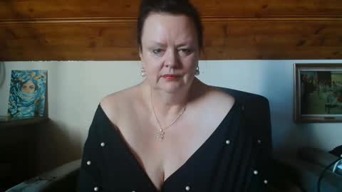 TiffanyMature online show from 03/06/26, 08:22