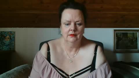 TiffanyMature online show from 03/10/26, 10:20