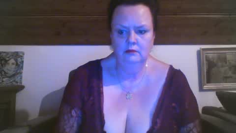 TiffanyMature online show from 04/09/26, 08:25