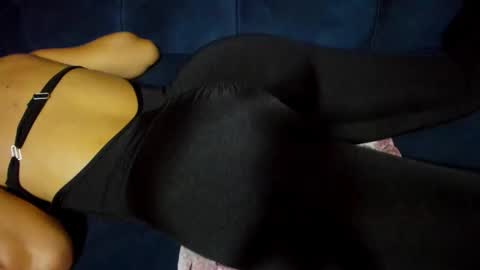 Tiffany online show from 10/11/25, 01:42