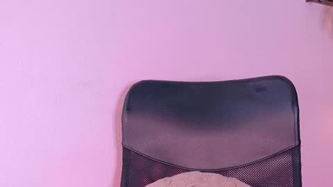 Tiffany  online show from 11/05/25, 10:21