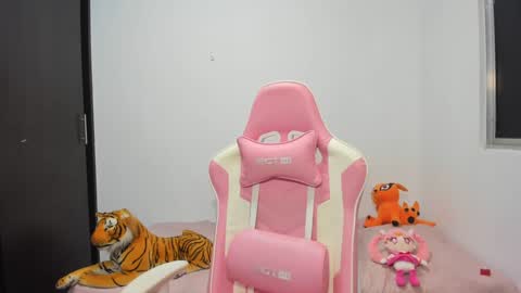 Ana online show from 02/26/25, 01:00